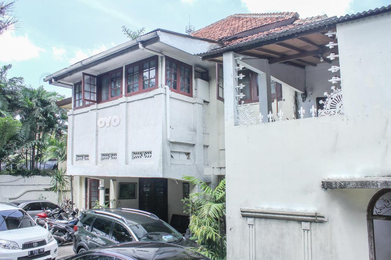 Vaccinated Staff - OYO 146 Menteng Residence Yakarta Exterior foto